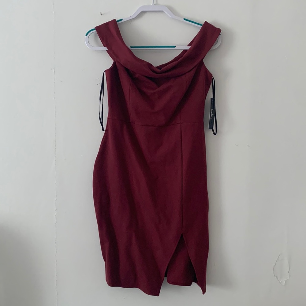 NWT Lulus Medium “Way of Love Wine Red Off-the-Shoulder Bodycon Dress”